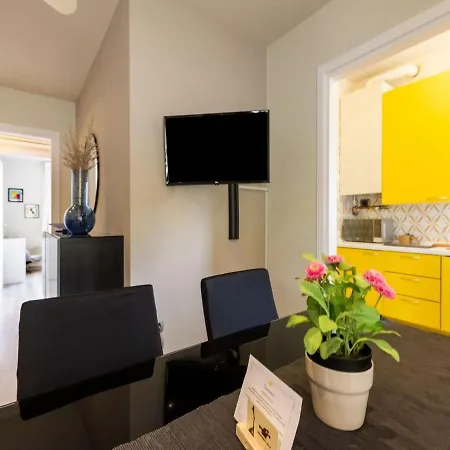Belvilla By Oyo Jolly Trilo Superiore Apartmán Sirmione