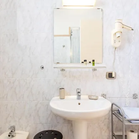 Belvilla By Oyo Jolly Trilo Superiore Apartmán Sirmione