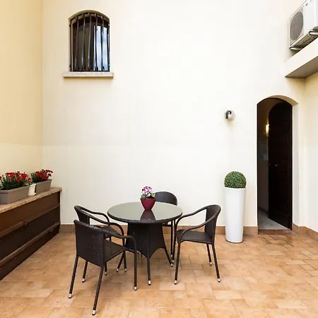 Belvilla By Oyo Jolly Trilo Superiore Apartmán *
